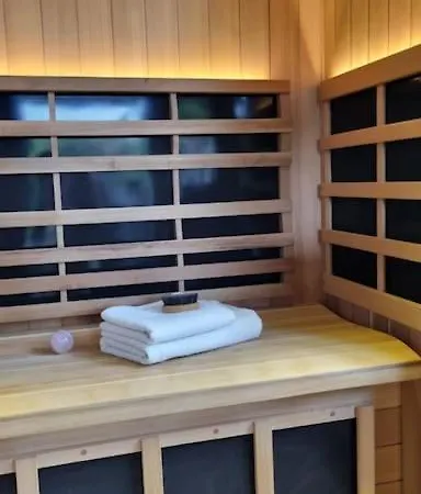 Oekologisches Hideaway Mit Sauna Und Grossem Garten Vakantiehuis *