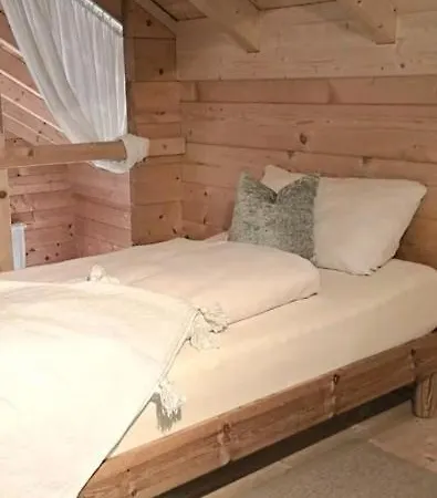 Vakantiehuis Oekologisches Hideaway Mit Sauna Und Grossem Garten *