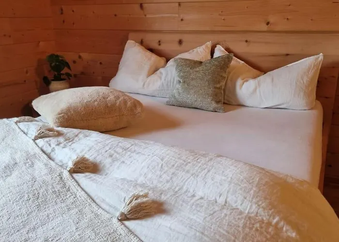 Oekologisches Hideaway Mit Sauna Und Grossem Garten Feriehus