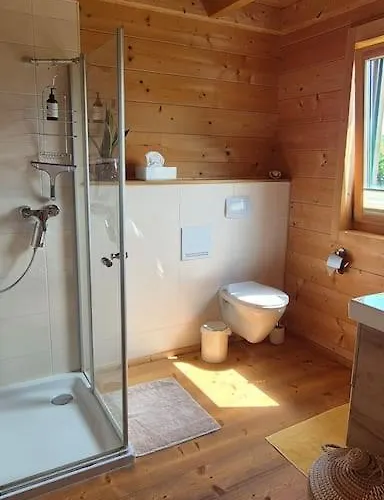 Oekologisches Hideaway Mit Sauna Und Grossem Garten Prázdninový dům