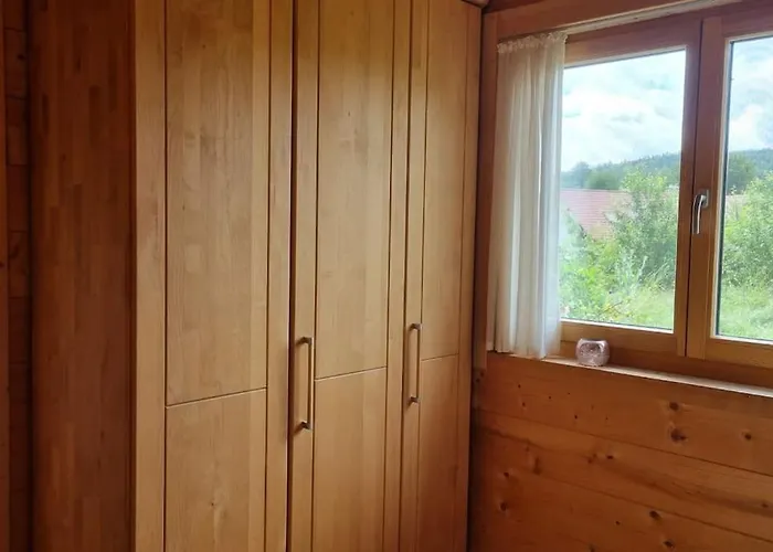 Oekologisches Hideaway Mit Sauna Und Grossem Garten